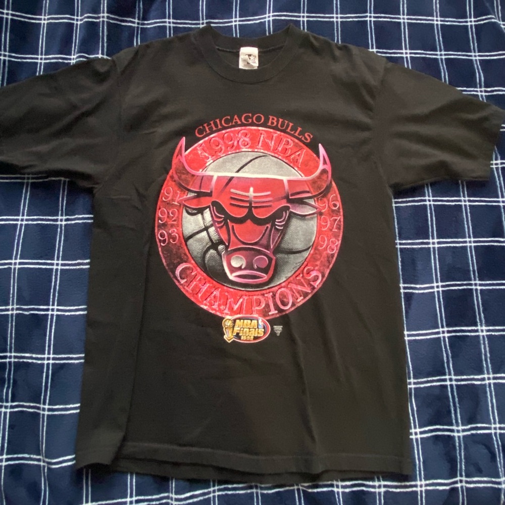 Vintage 1998 Chicago Bulls Championship Tee